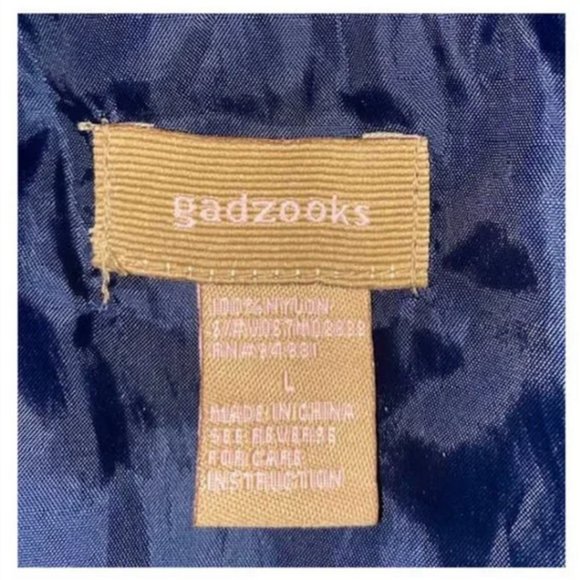 Gadzooks Classic Vintage Style Puffer Jacket Vest Size Large - Picture 6 of 8